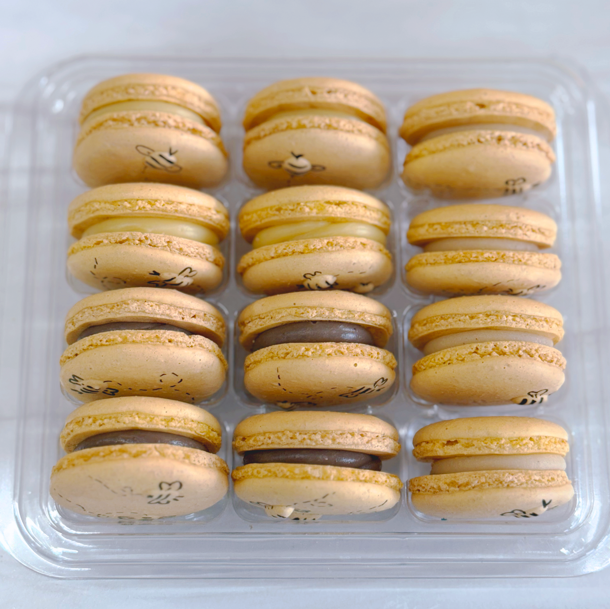 Bees Designs Macarons