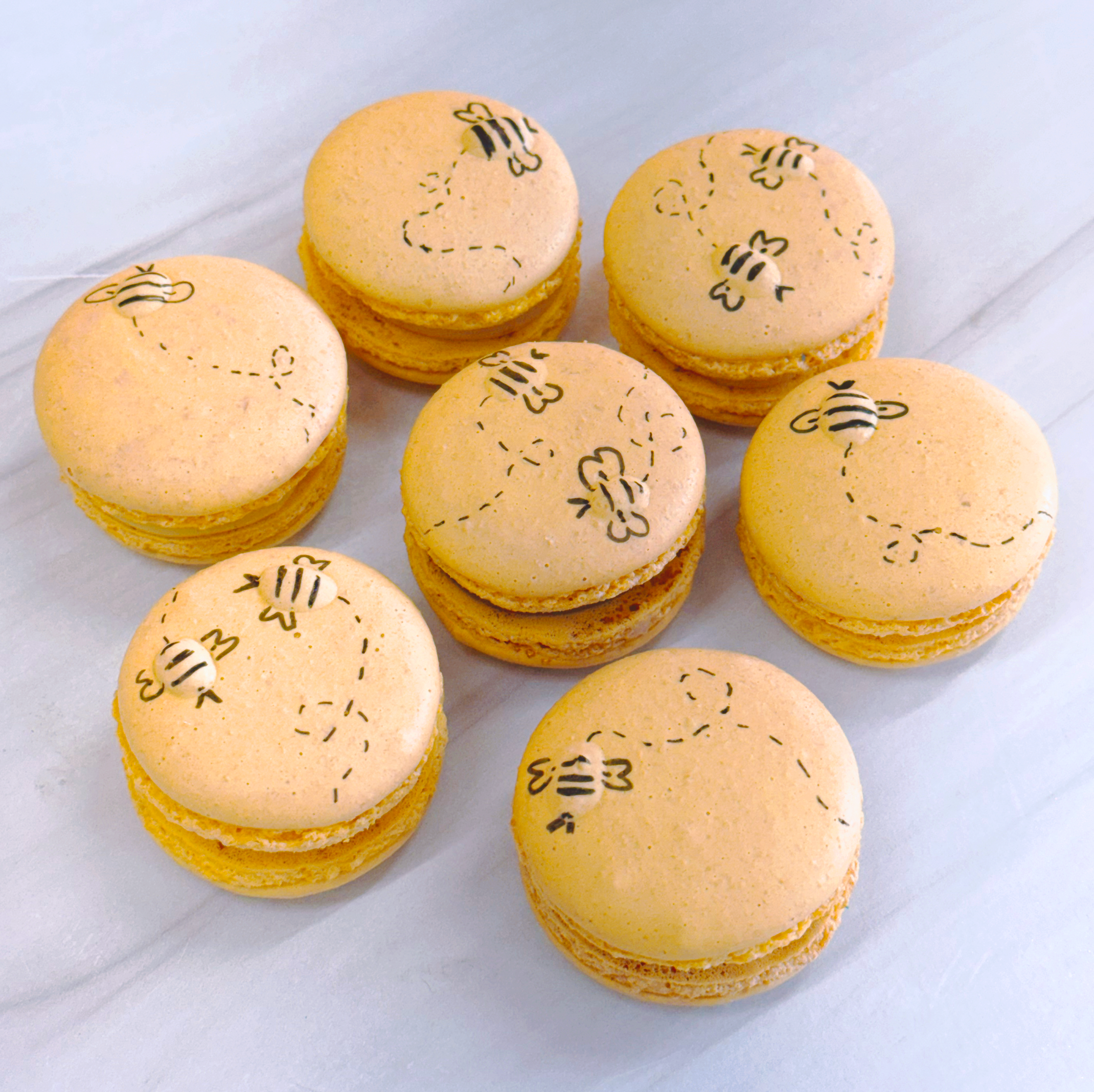 Bees Designs Macarons
