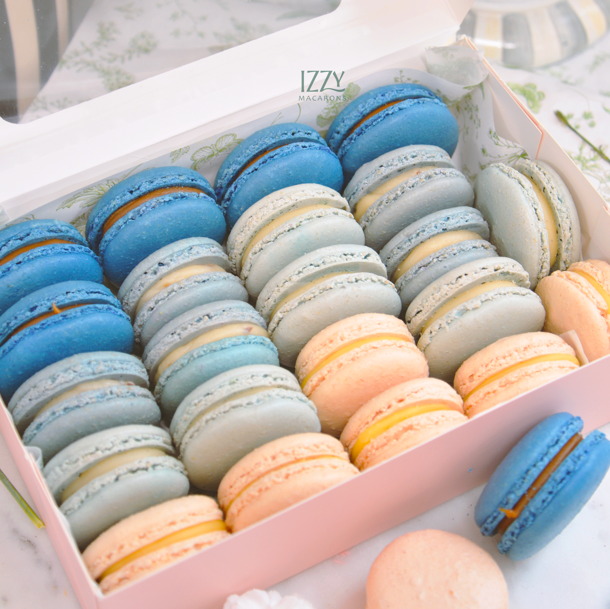 Custom Color Macarons