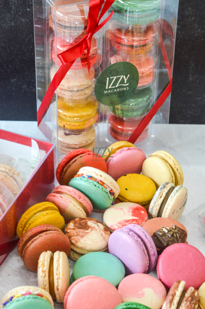 10 Macarons - Build your Gift Clear Box