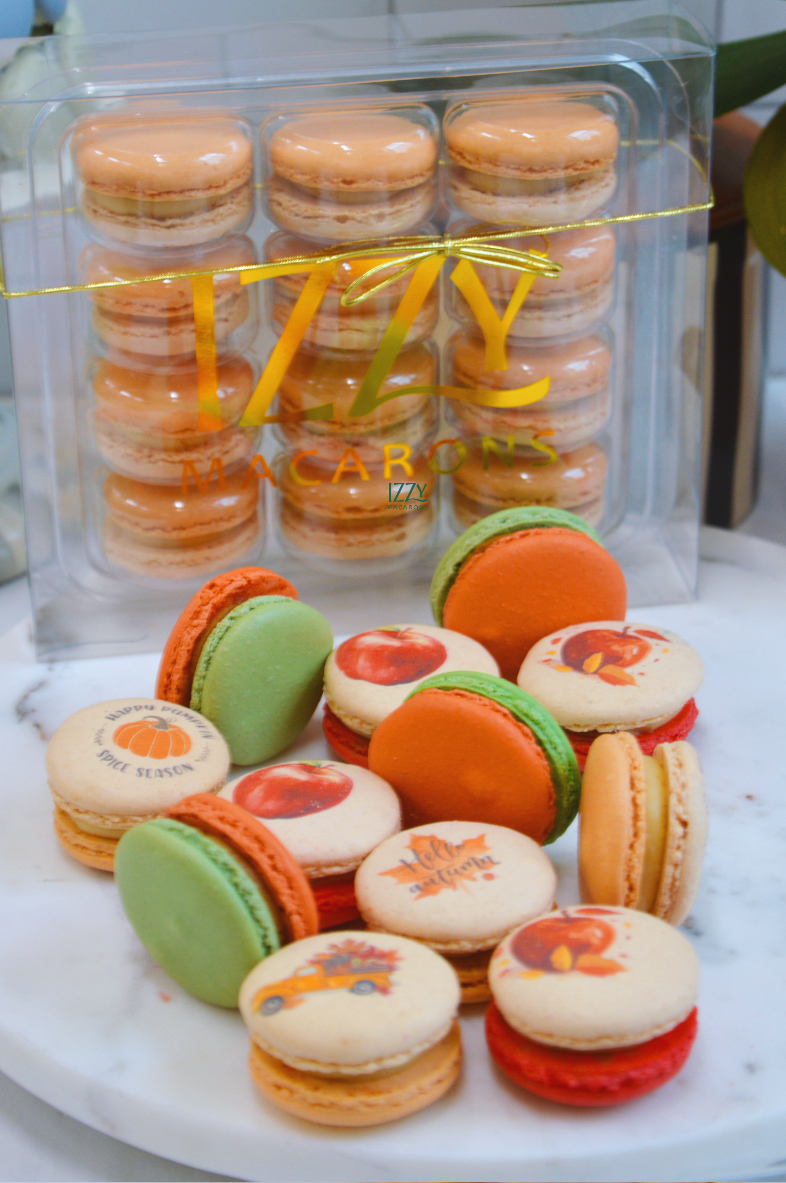 Fall Macarons Box - Pumpkin Spice, Apple pie, Caramel Apple