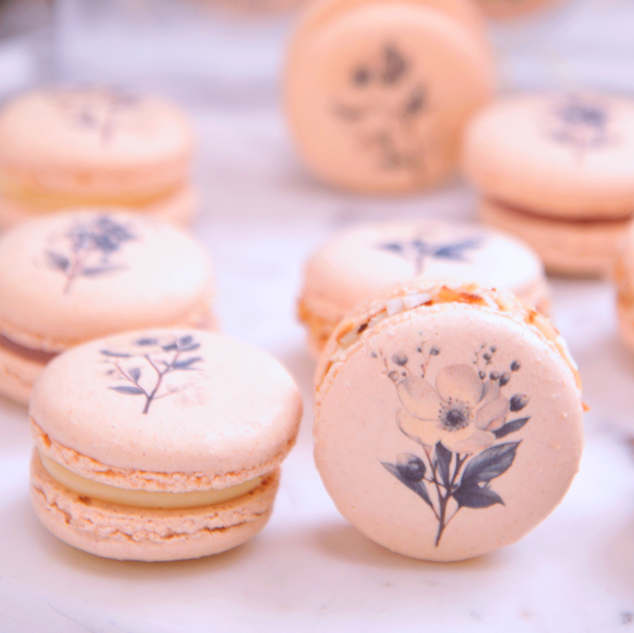 Choose your Flowers Macarons