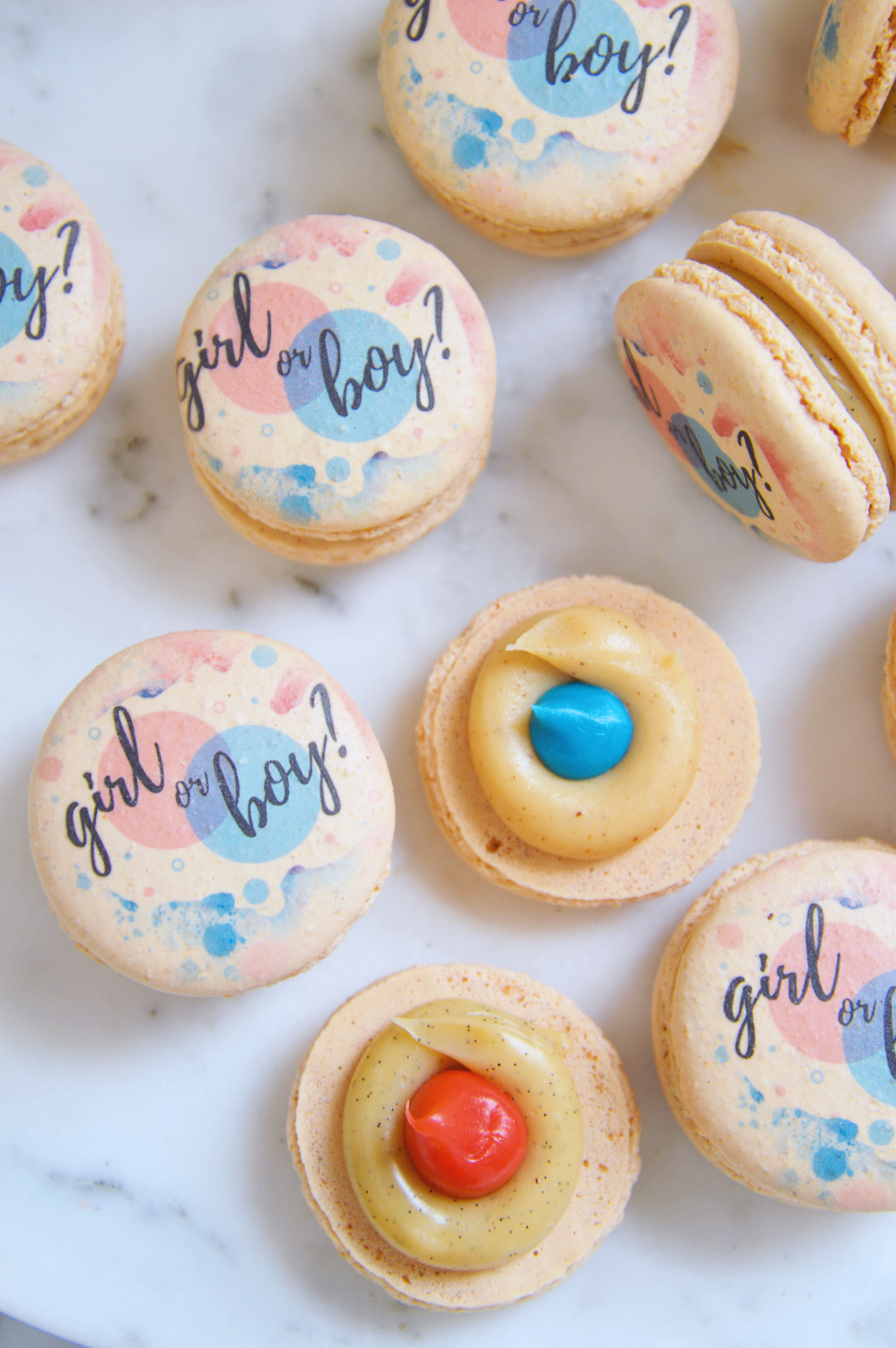 Gender Reveal Macarons / Boy or Girl?