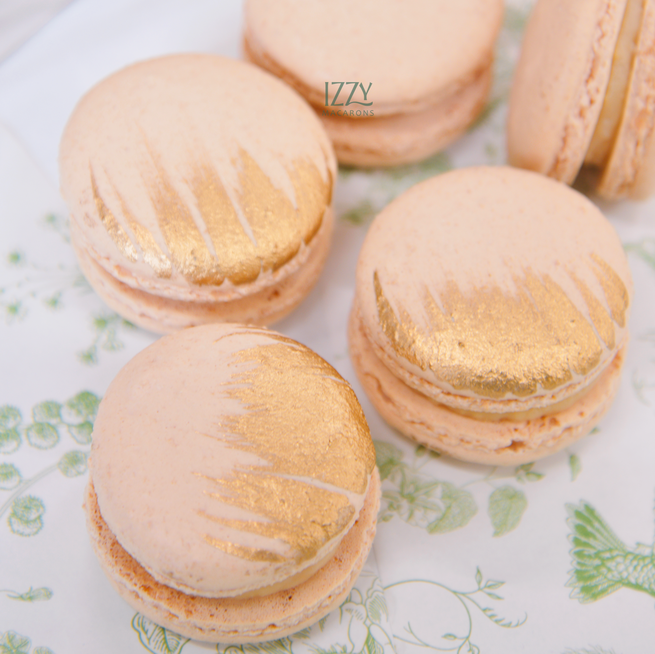 Ivory Macarons - With Gold Brush