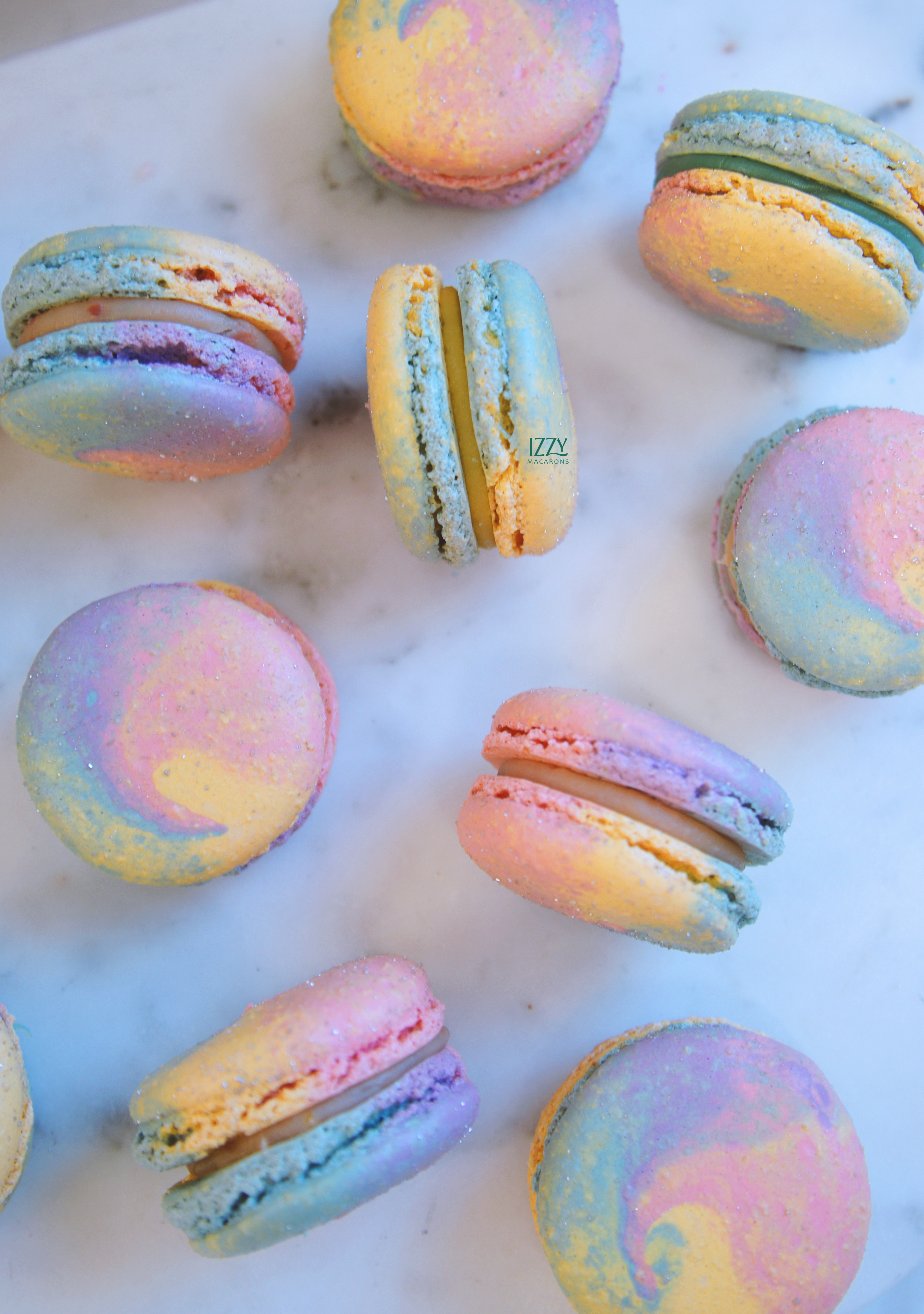 Swirl Pastel Color French Macarons
