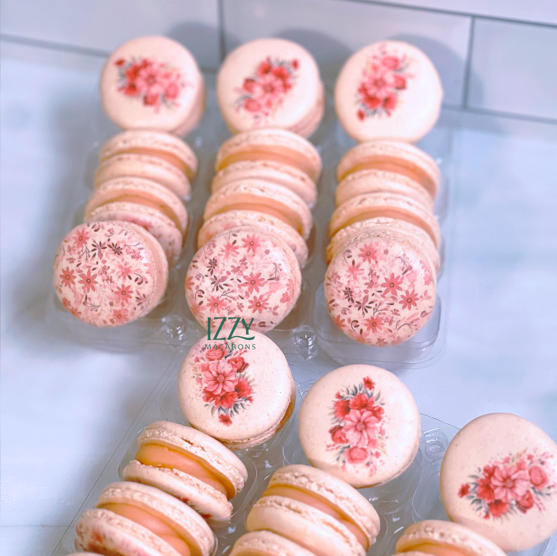 Pink Flowers Macarons