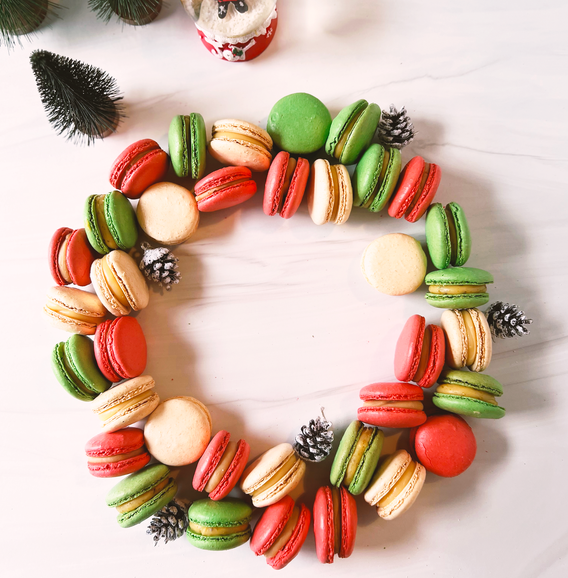 Christmas Box - Red Velvet | Pistachio | Vanilla