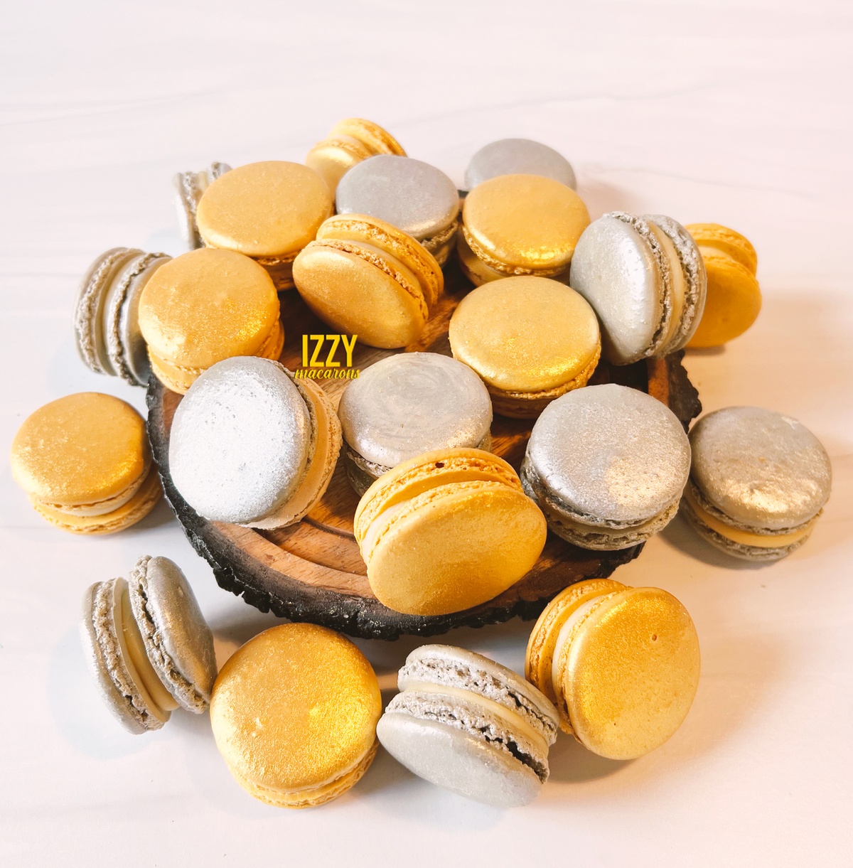 SIlver Macarons