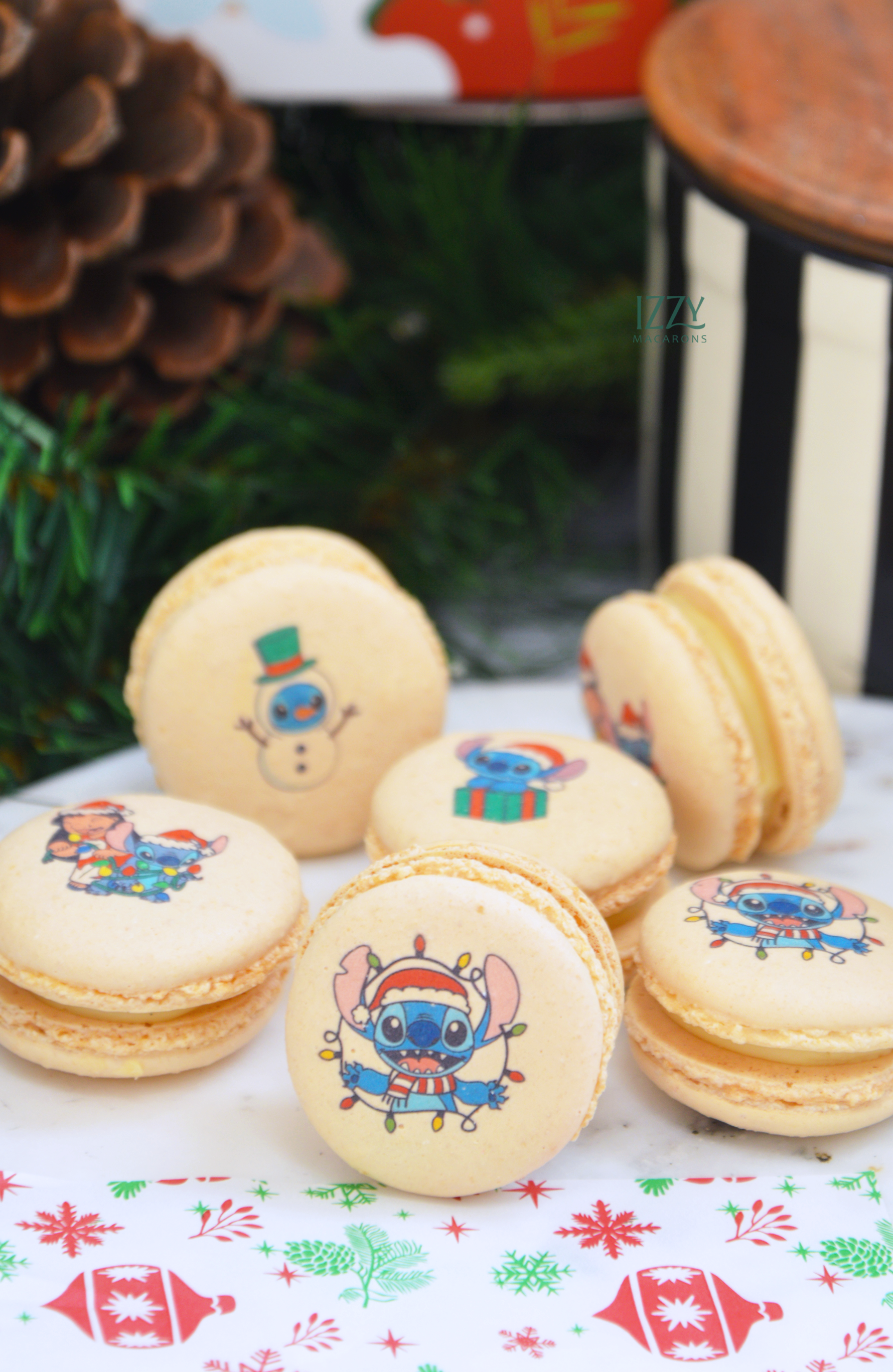 Blue Alien Christmas Macarons
