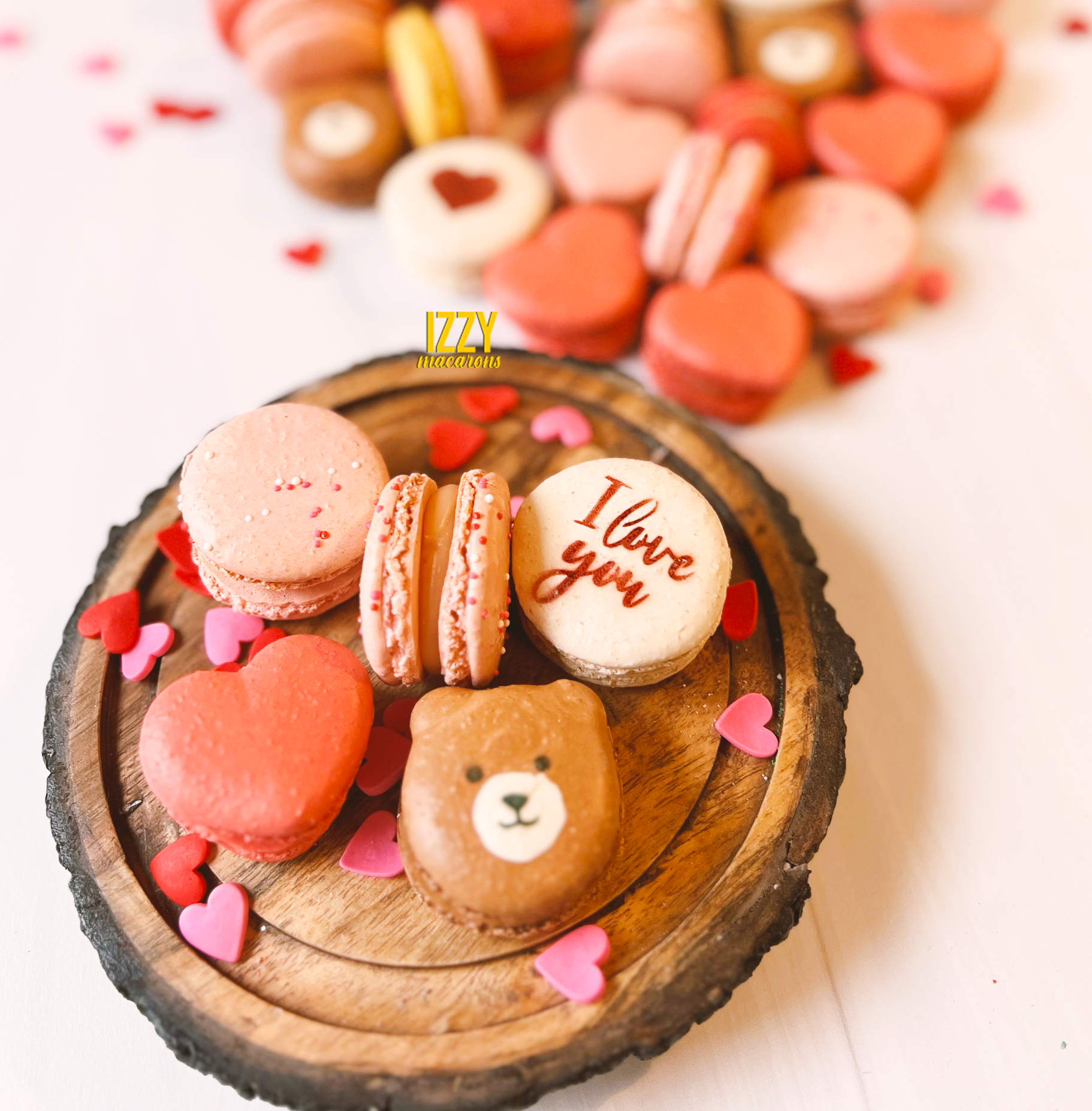 Teddy bear macarons