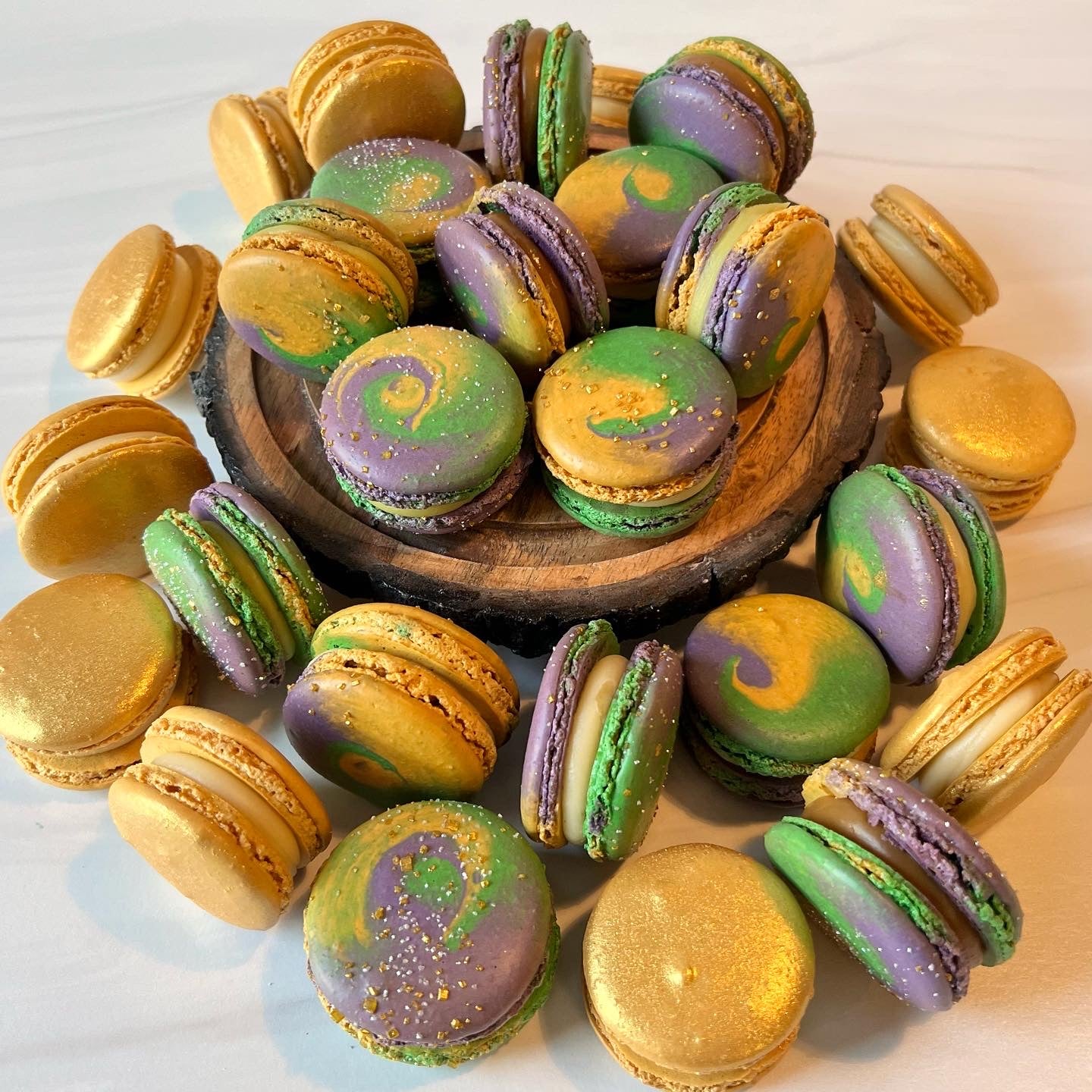 mardi gras cookies macarons