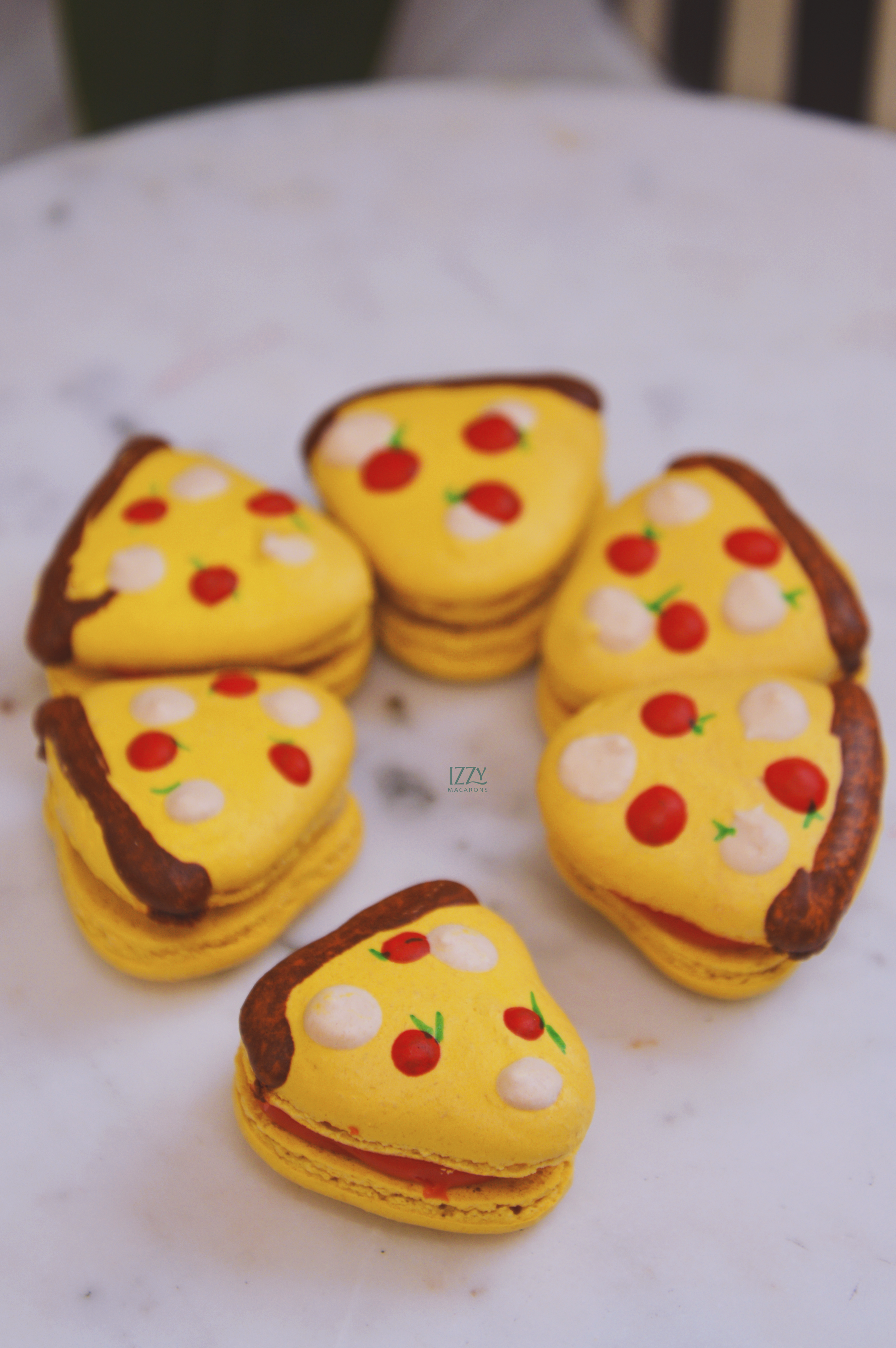 Pizza Macarons