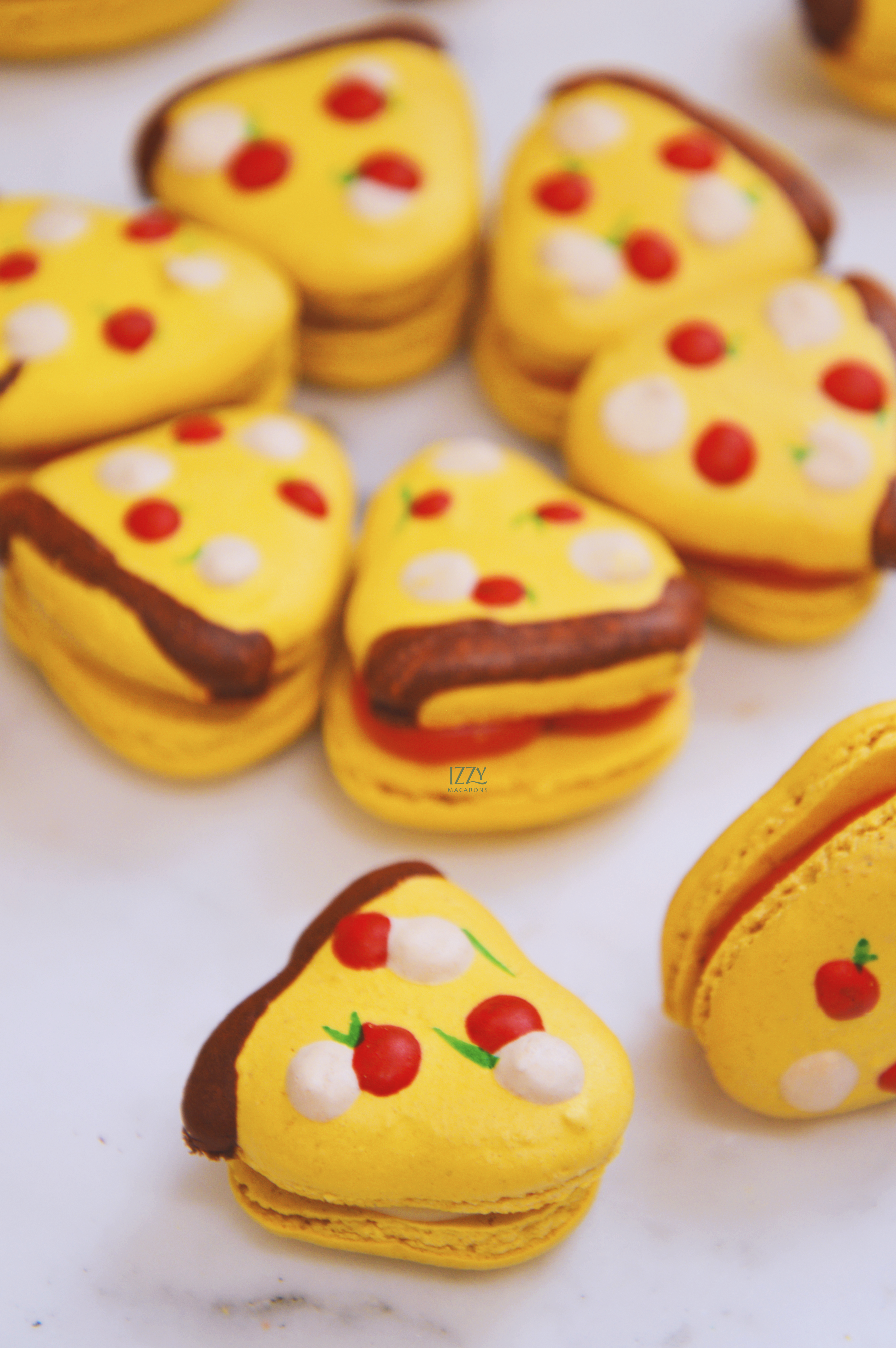 Pizza Macarons