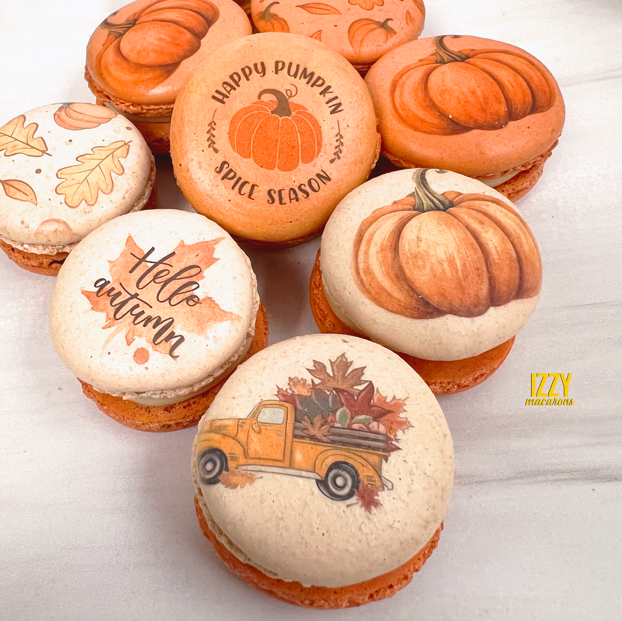 Pumpkin Spice Cheesecake French Macarons