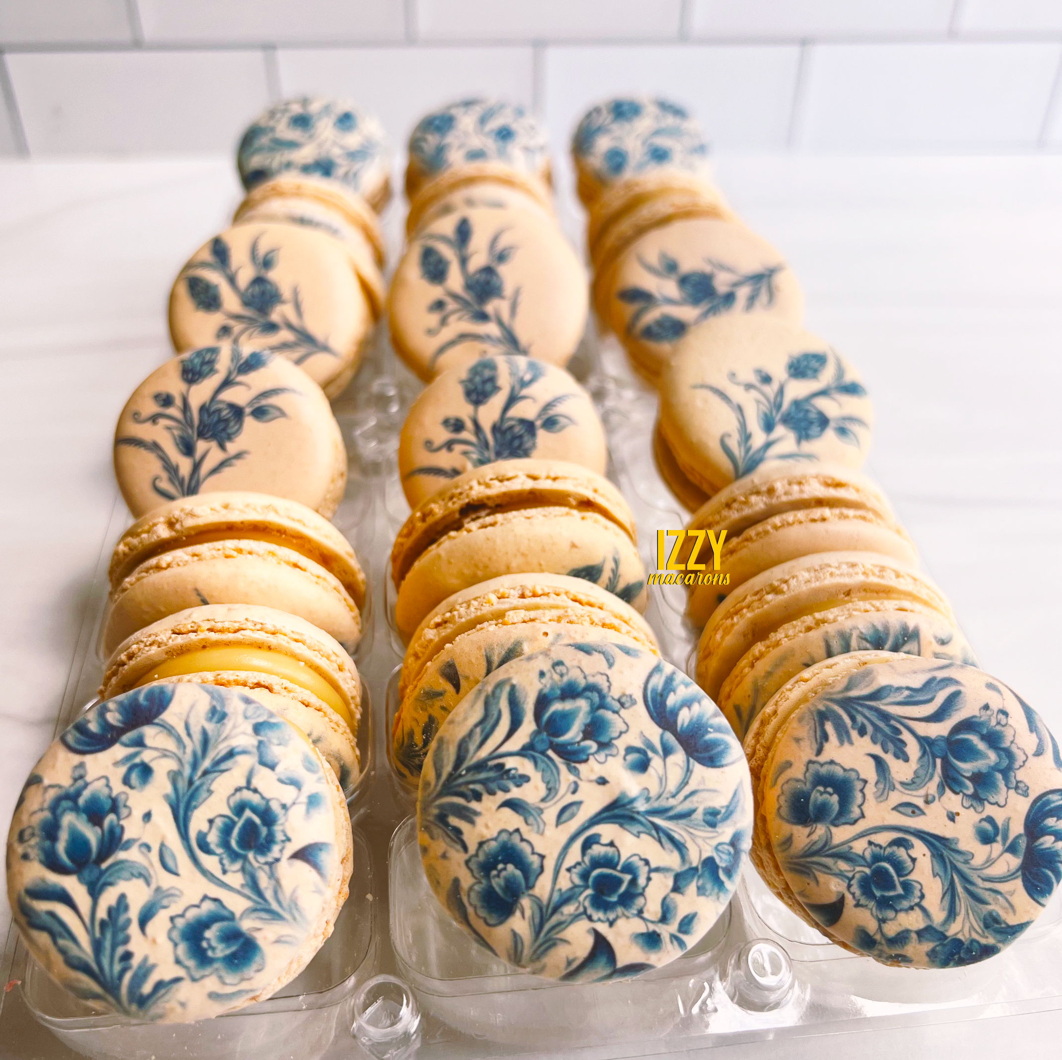 Blue Flowers Macarons