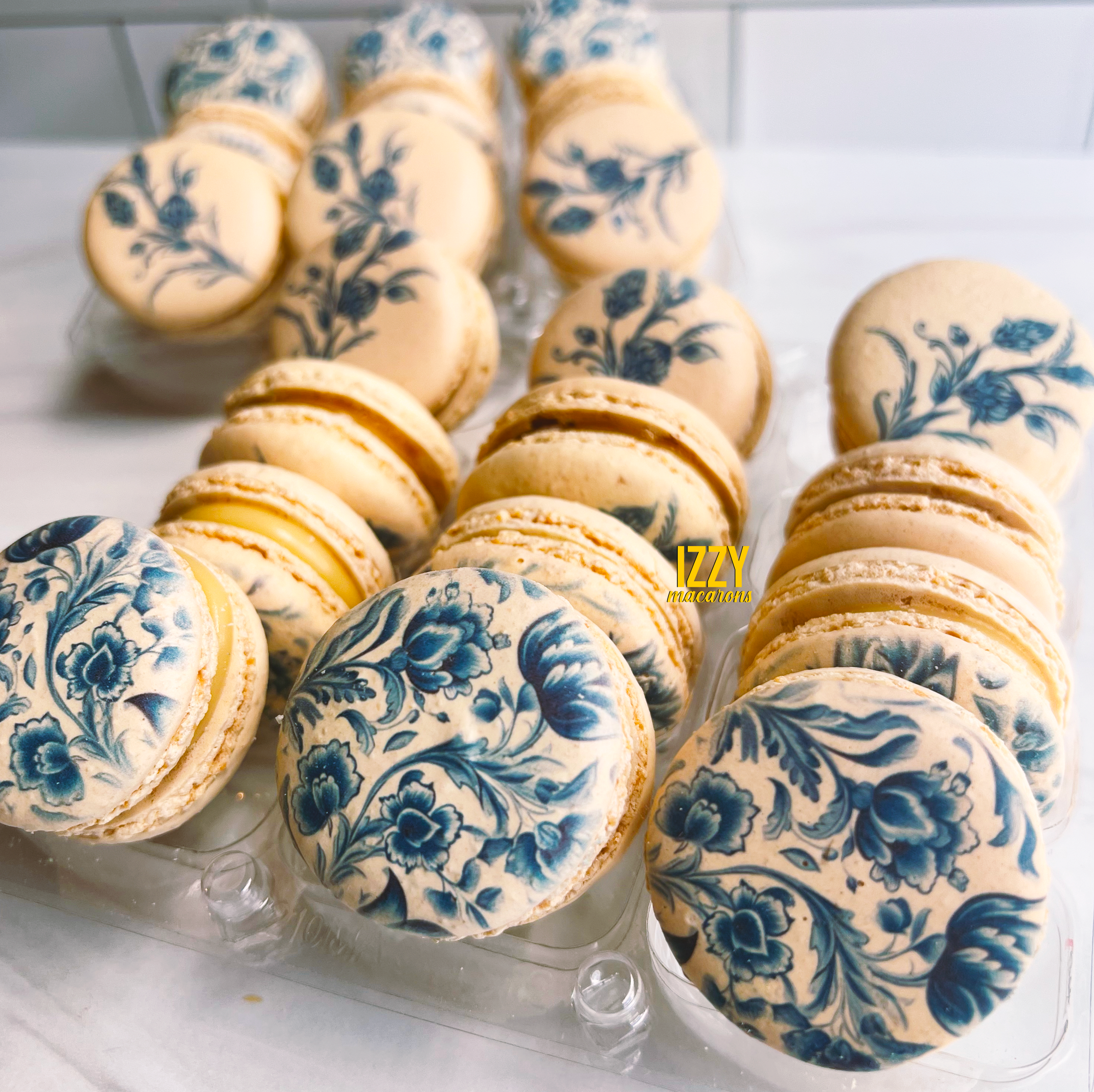 Blue Flowers Macarons