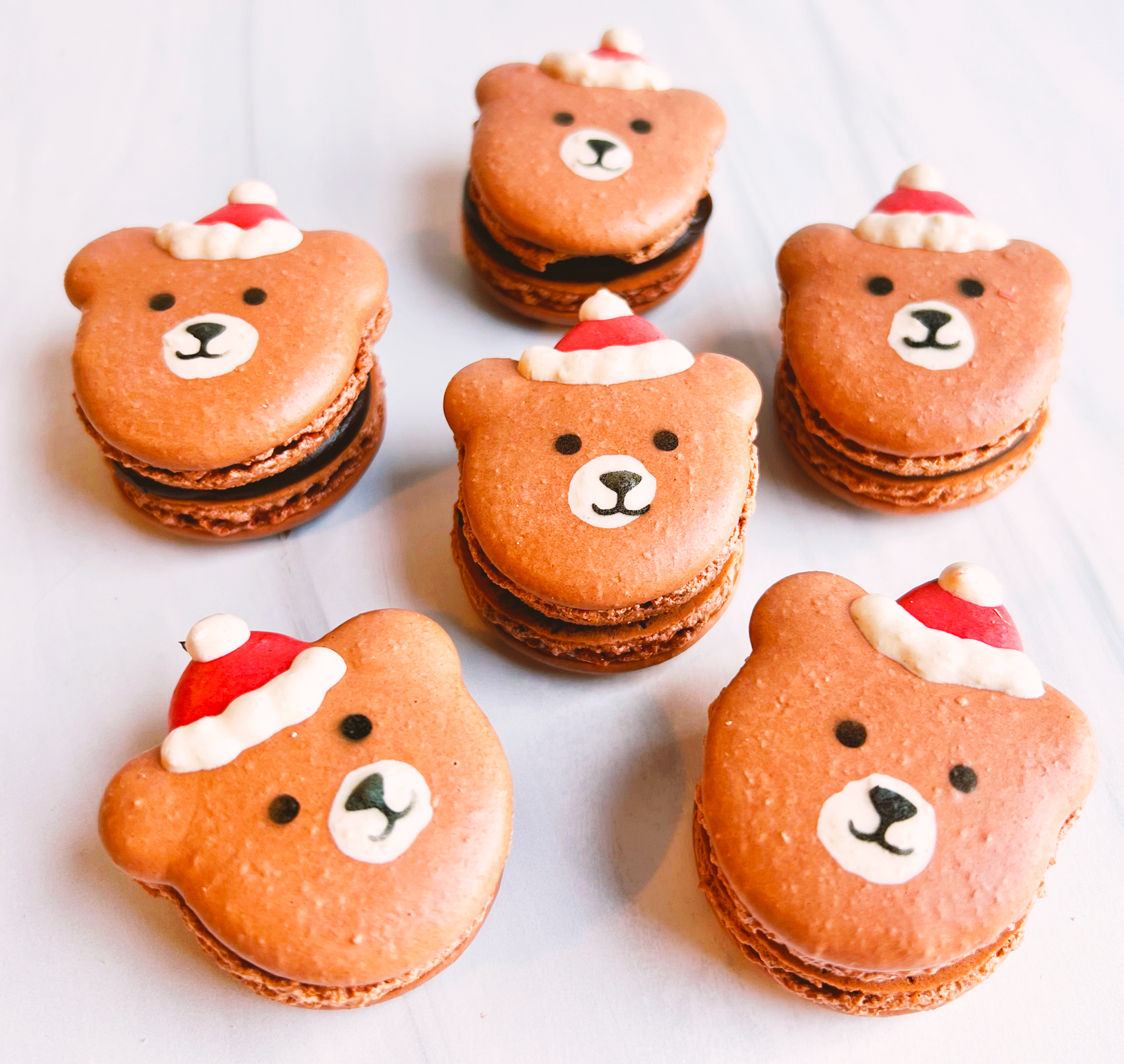 teddy bear macarons