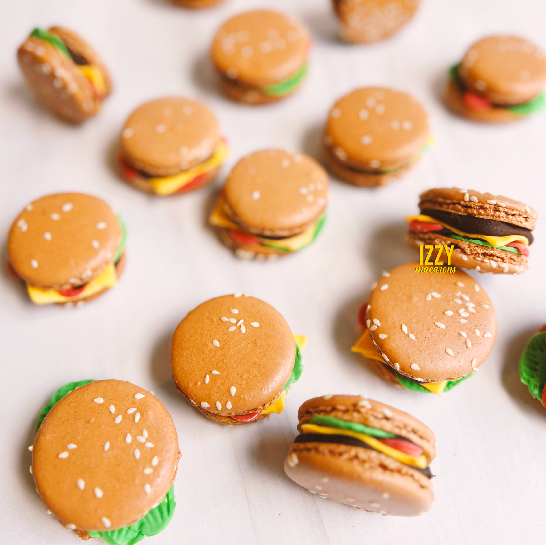 Hamburger Macarons