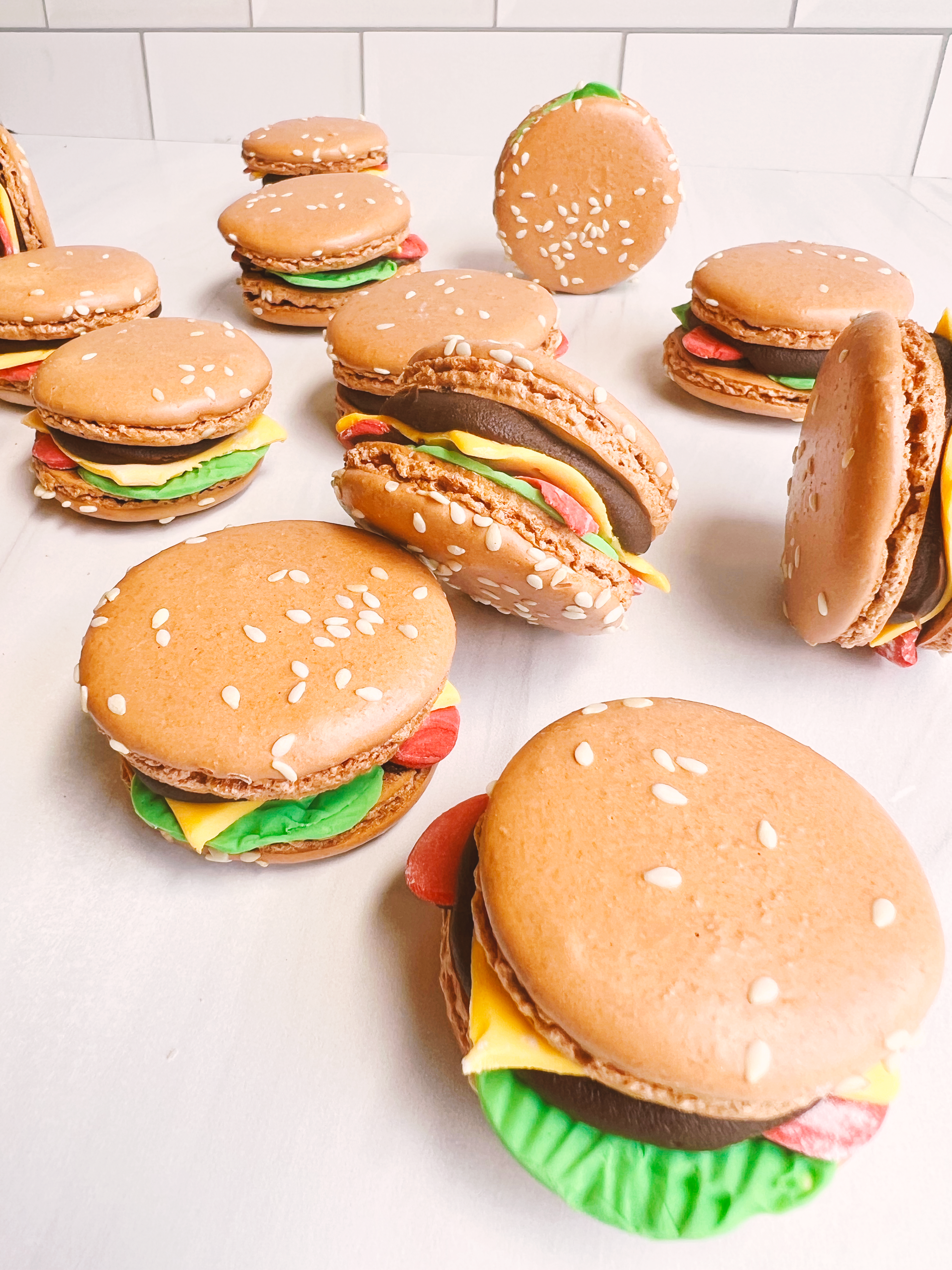 Hamburger Macarons