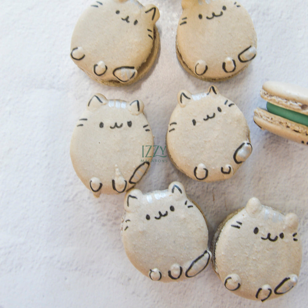 Cat Macarons - Grey Pusheen