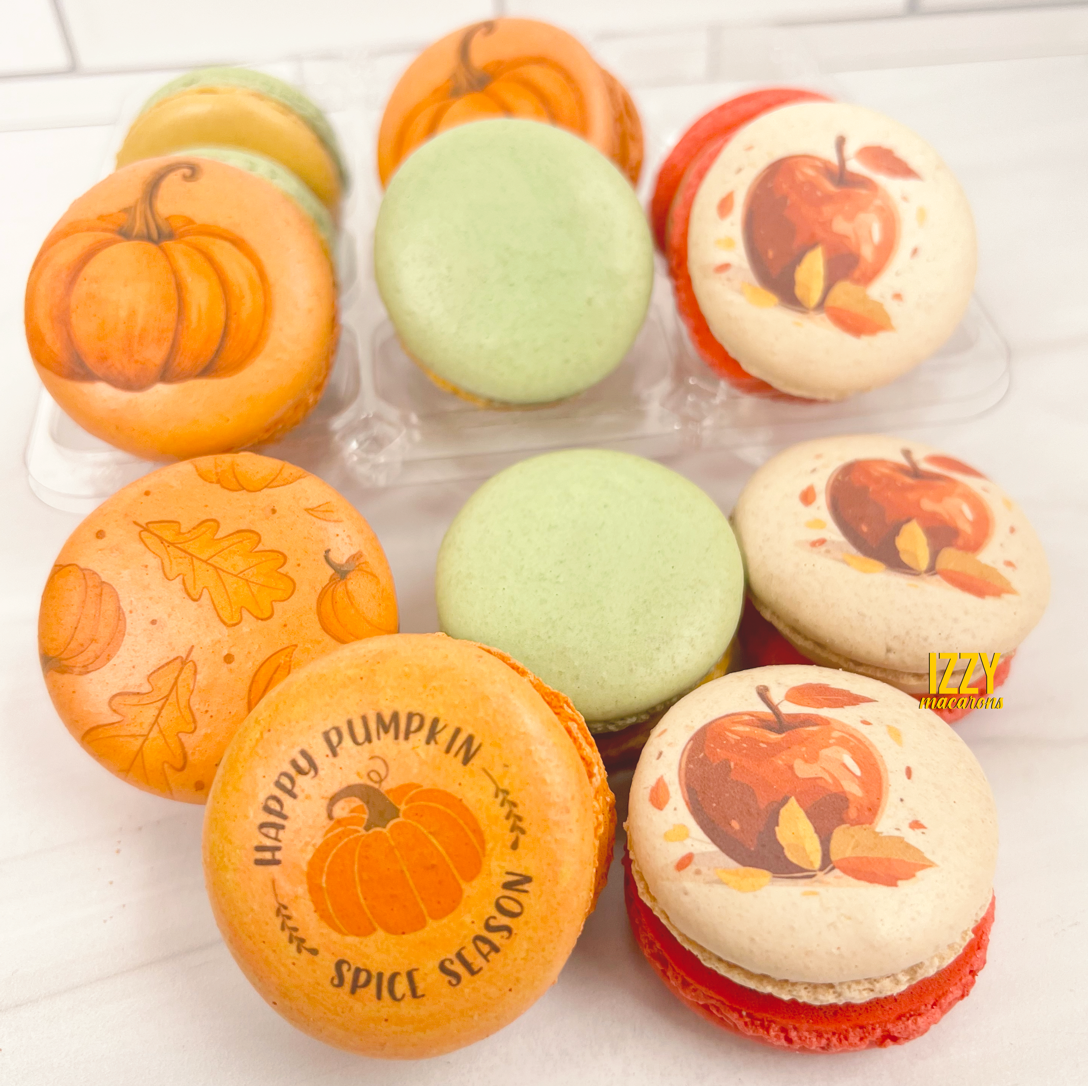 Fall Macarons Box - Pumpkin Spice, Apple pie, Caramel Apple