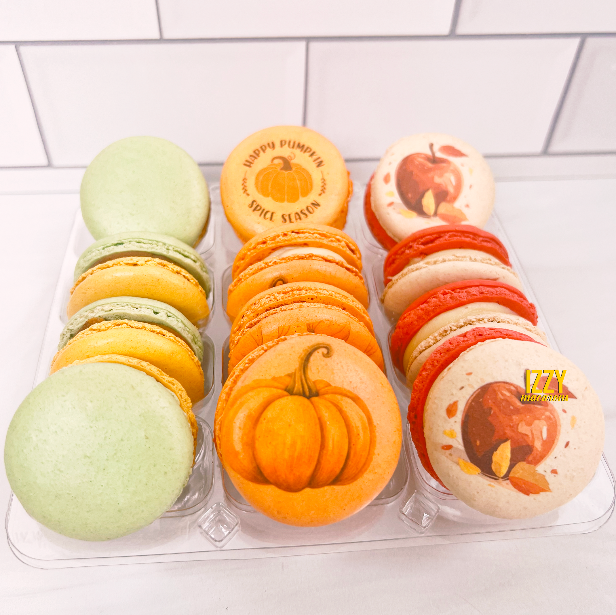 Fall Macarons Box - Pumpkin Spice, Apple pie, Caramel Apple