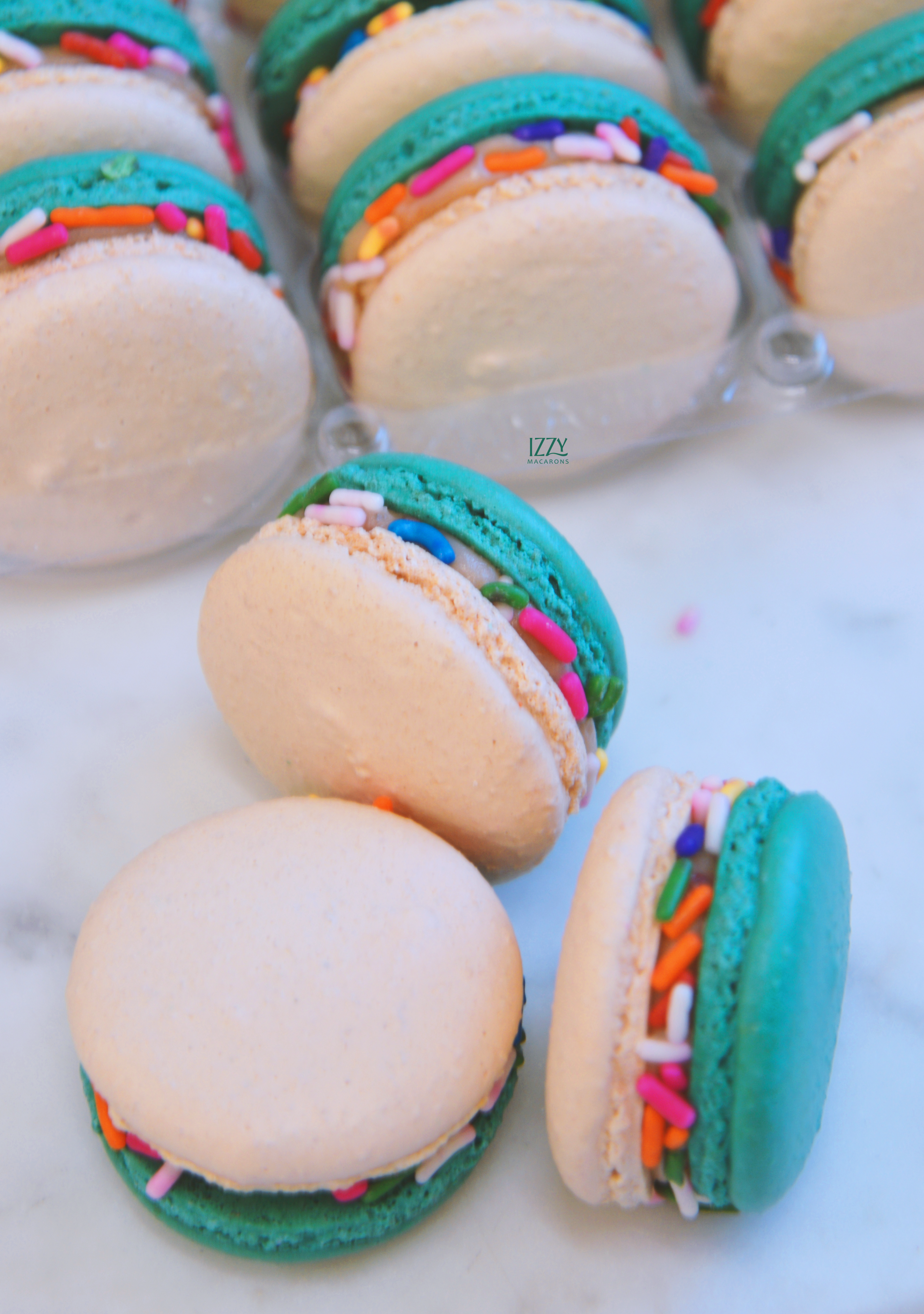 Fruity Pebbles Macarons