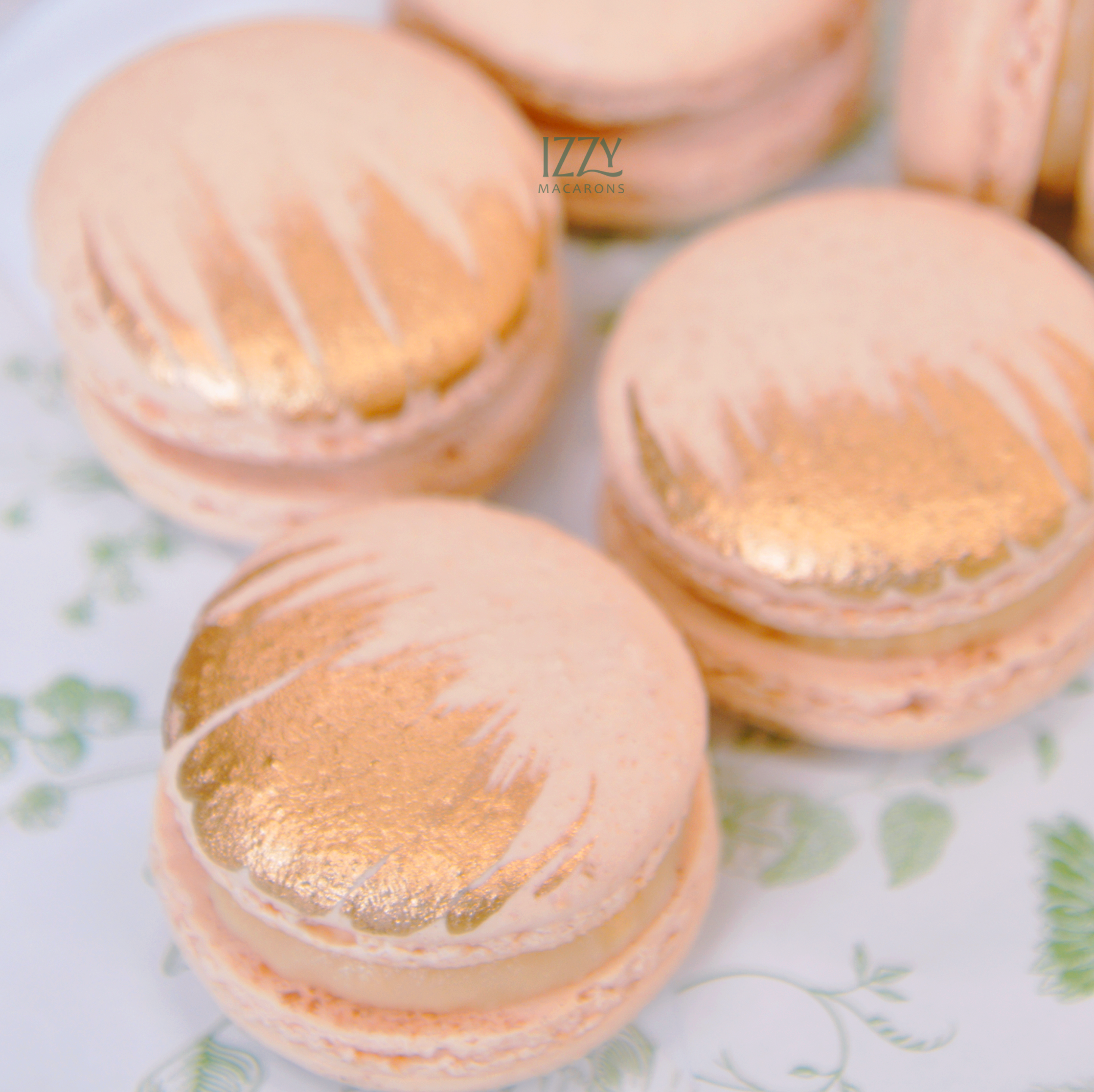 Ivory Macarons - With Gold Brush
