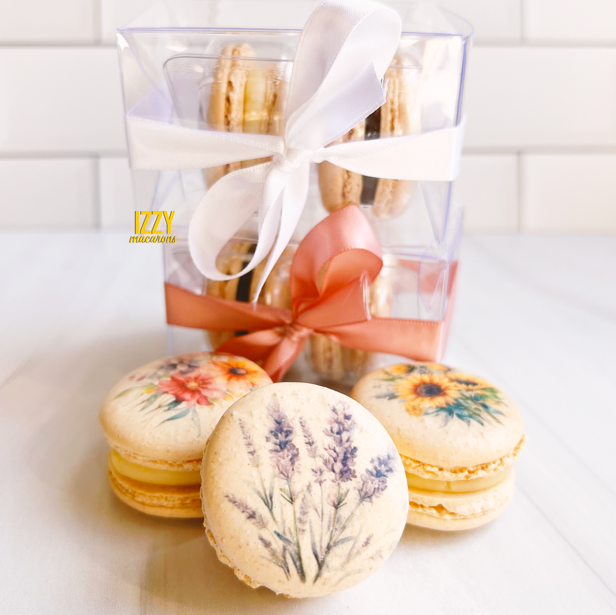 Customized Party Favor Macarons