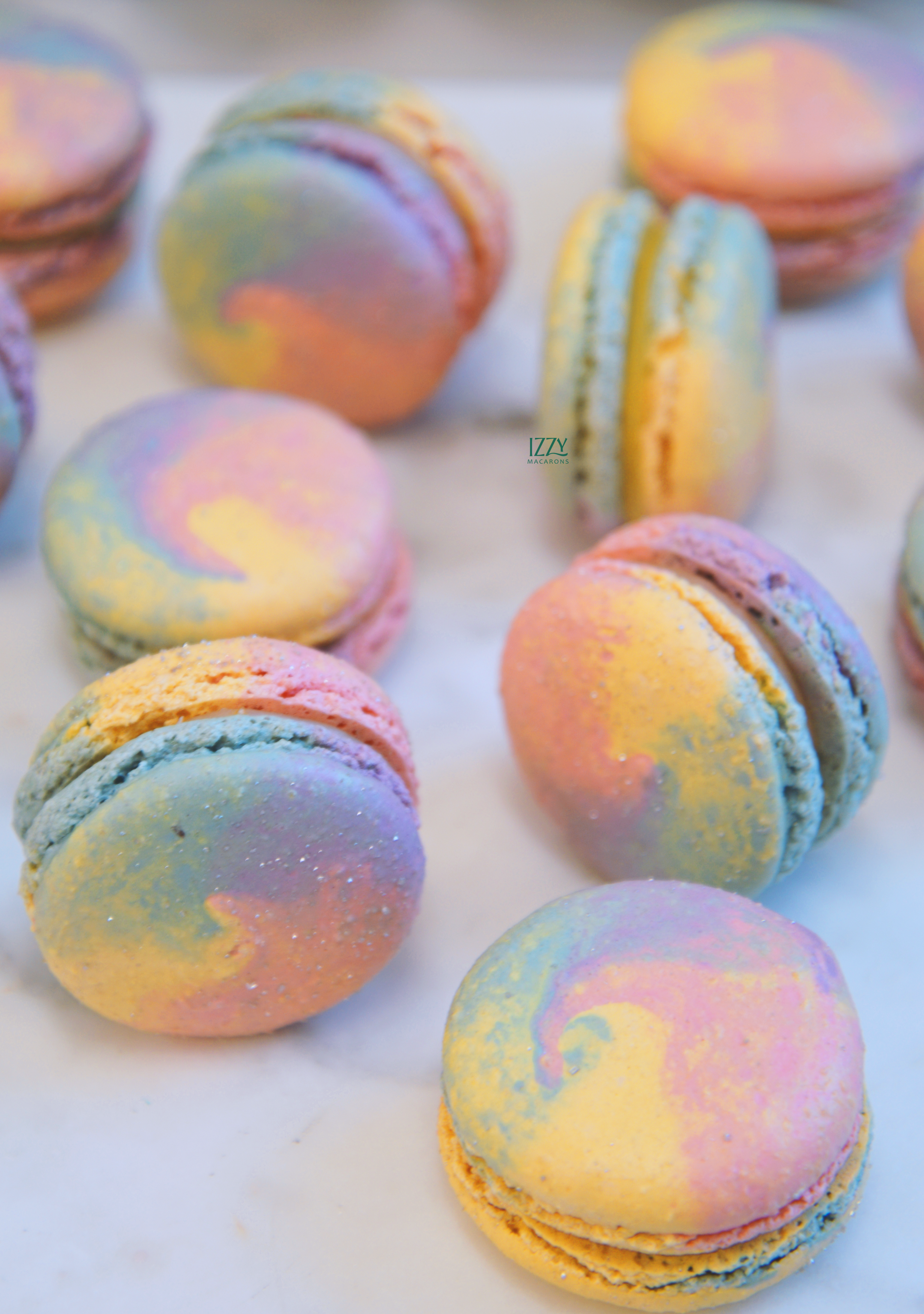 Swirl Pastel Color French Macarons