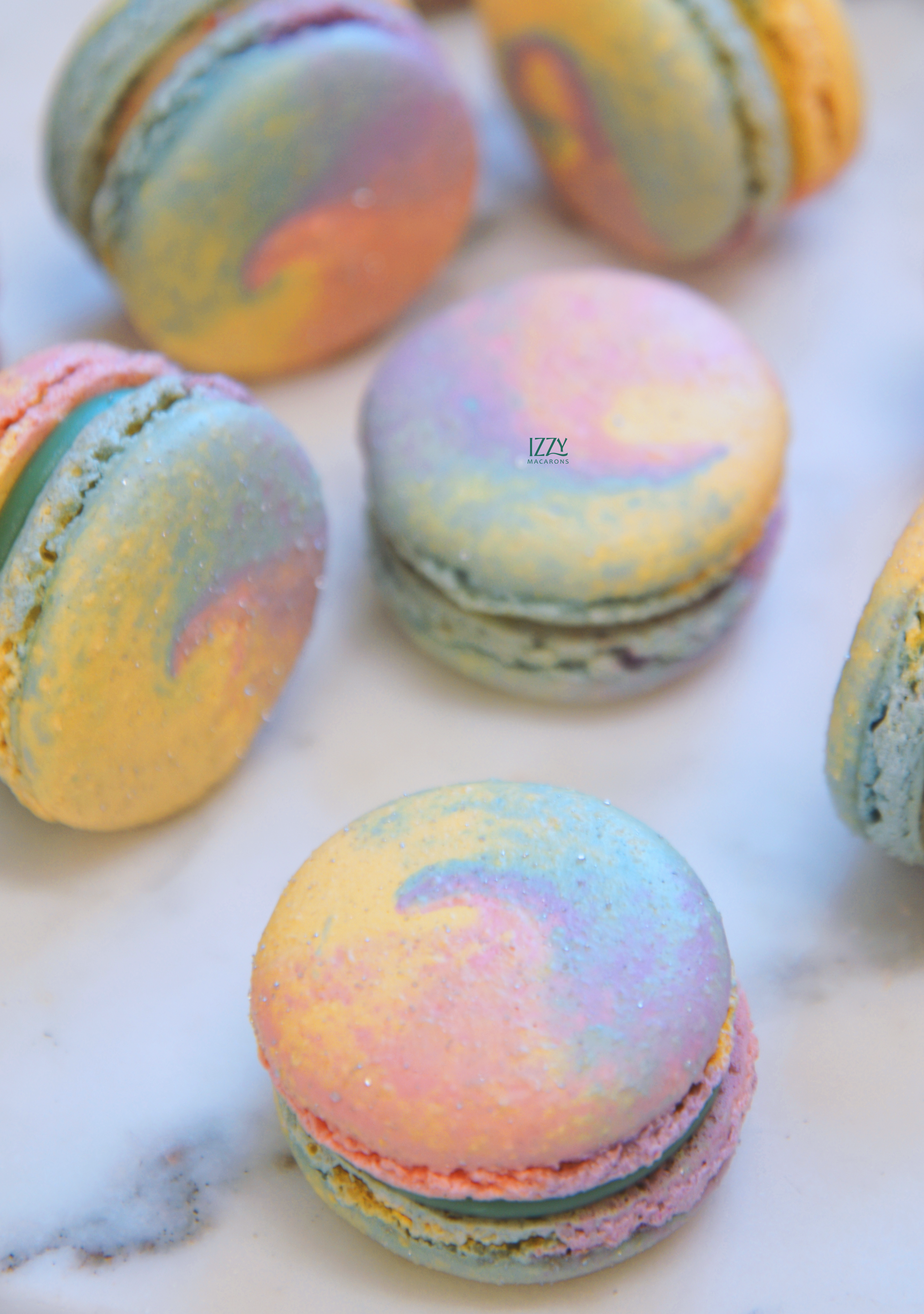 Swirl Pastel Color French Macarons