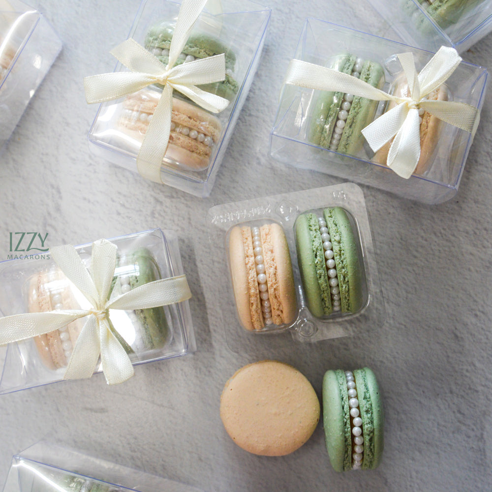 Pearl Party Favor - 2 Macarons