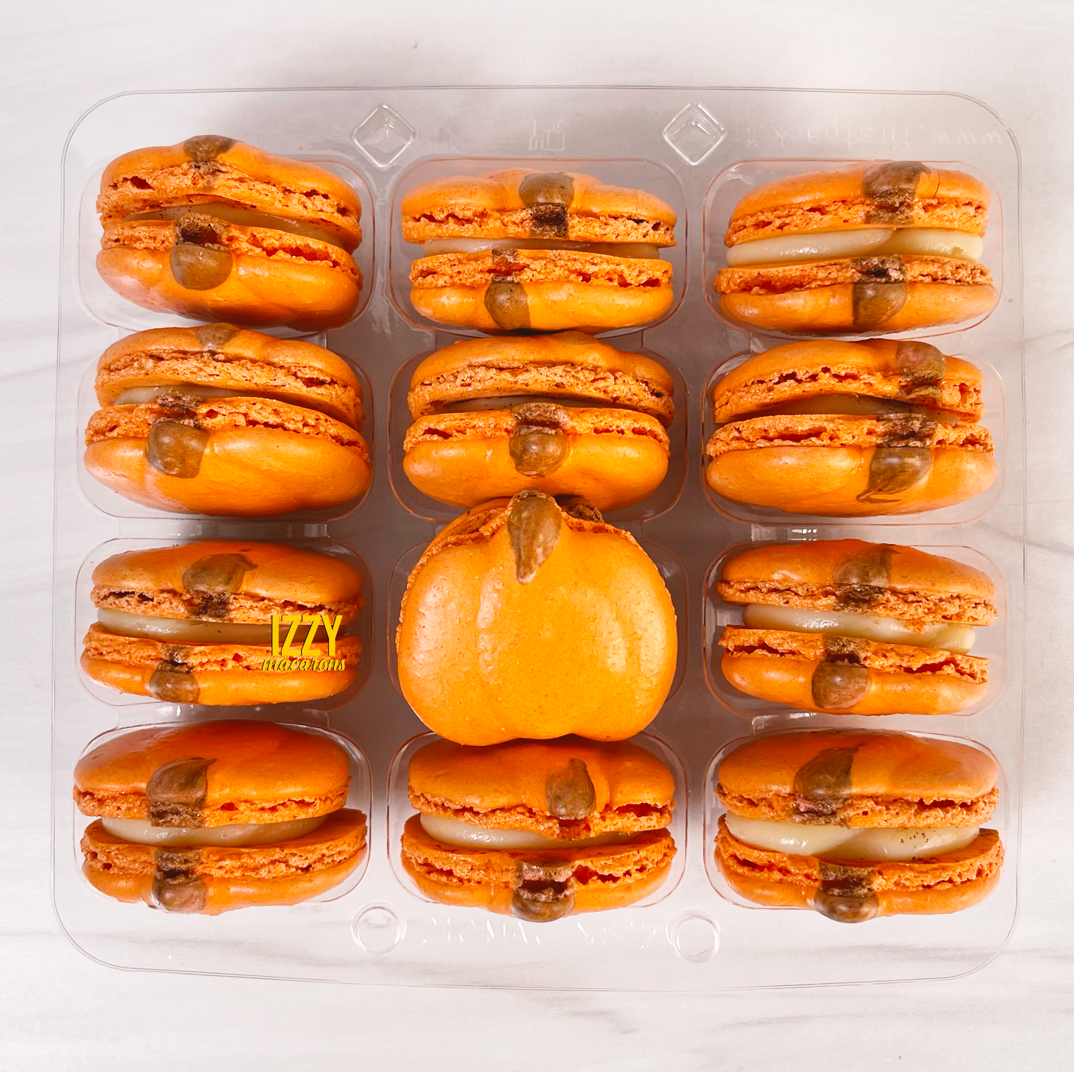 Pumpkin Macarons - Pumpkin Spice Cheesecake