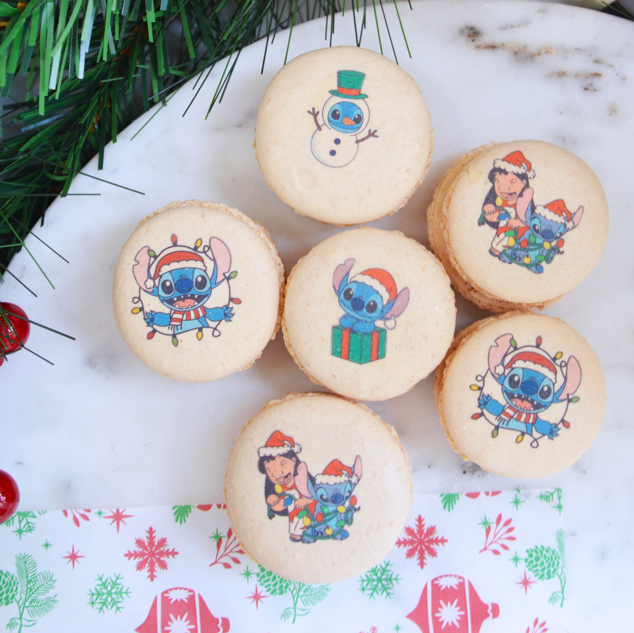 Blue Alien Christmas Macarons