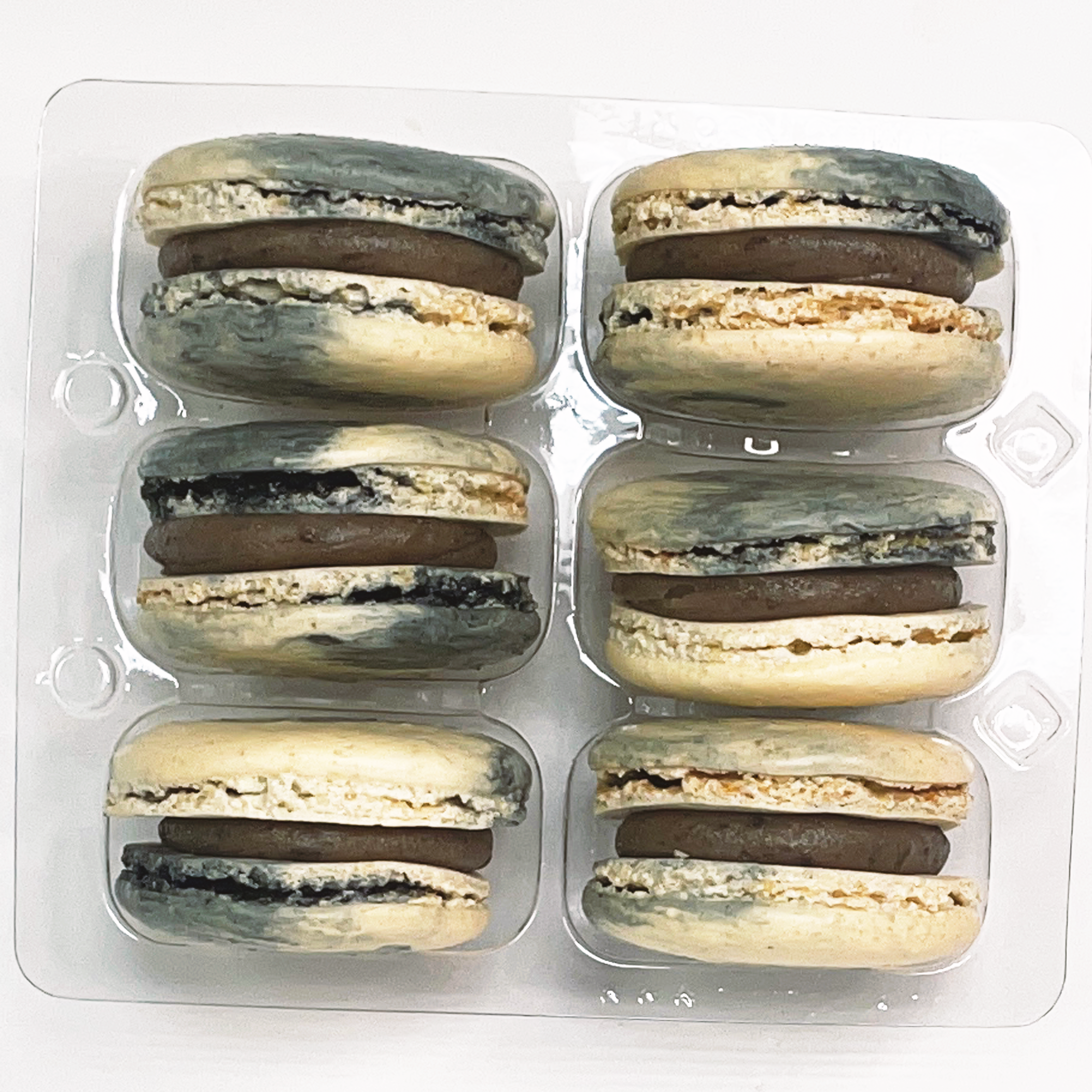 Cookies N' Cream French Macarons - Izzy Macarons