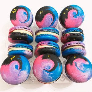 Galaxy Macarons - Izzy Macarons