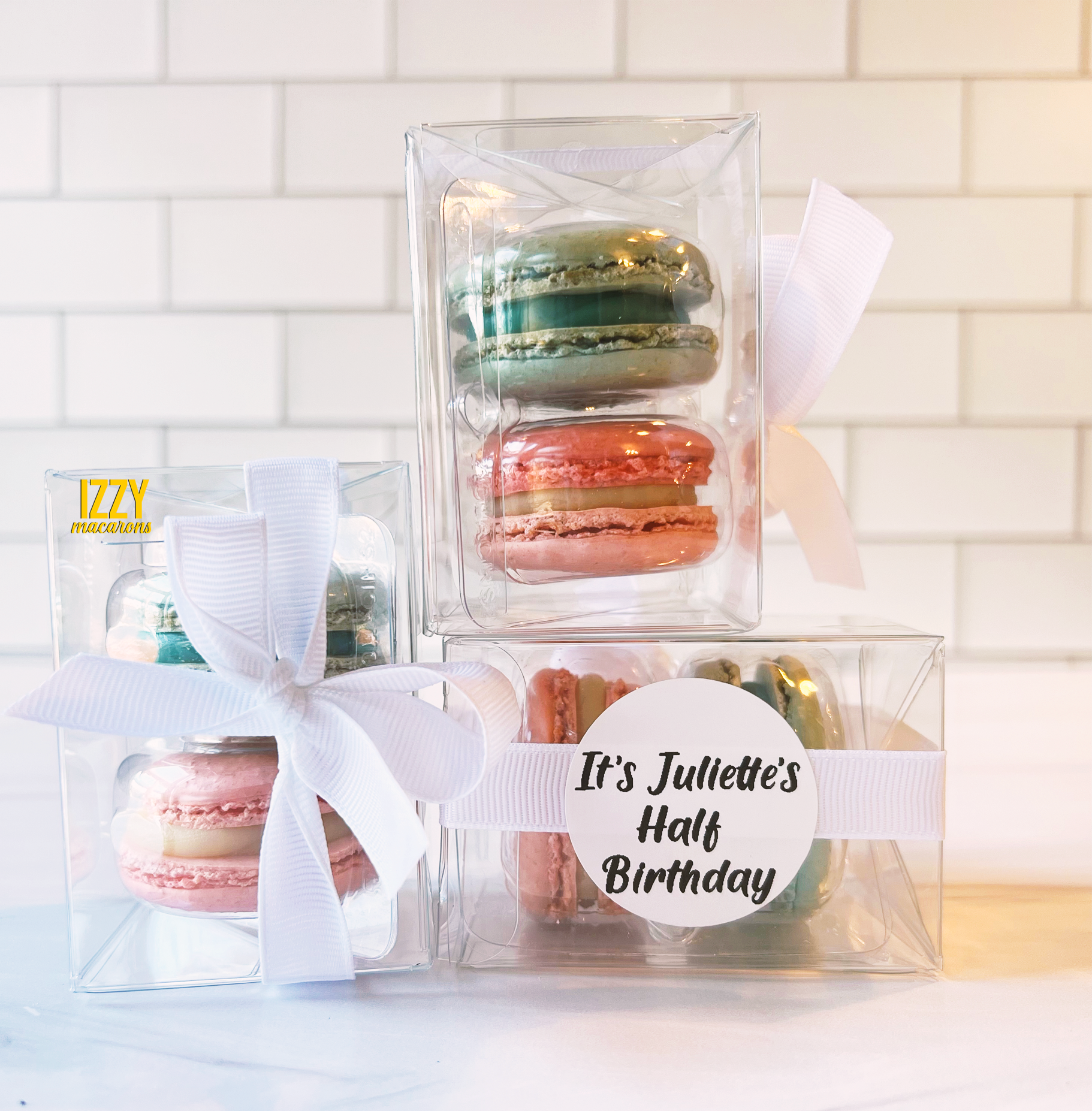 wedding favor macarons