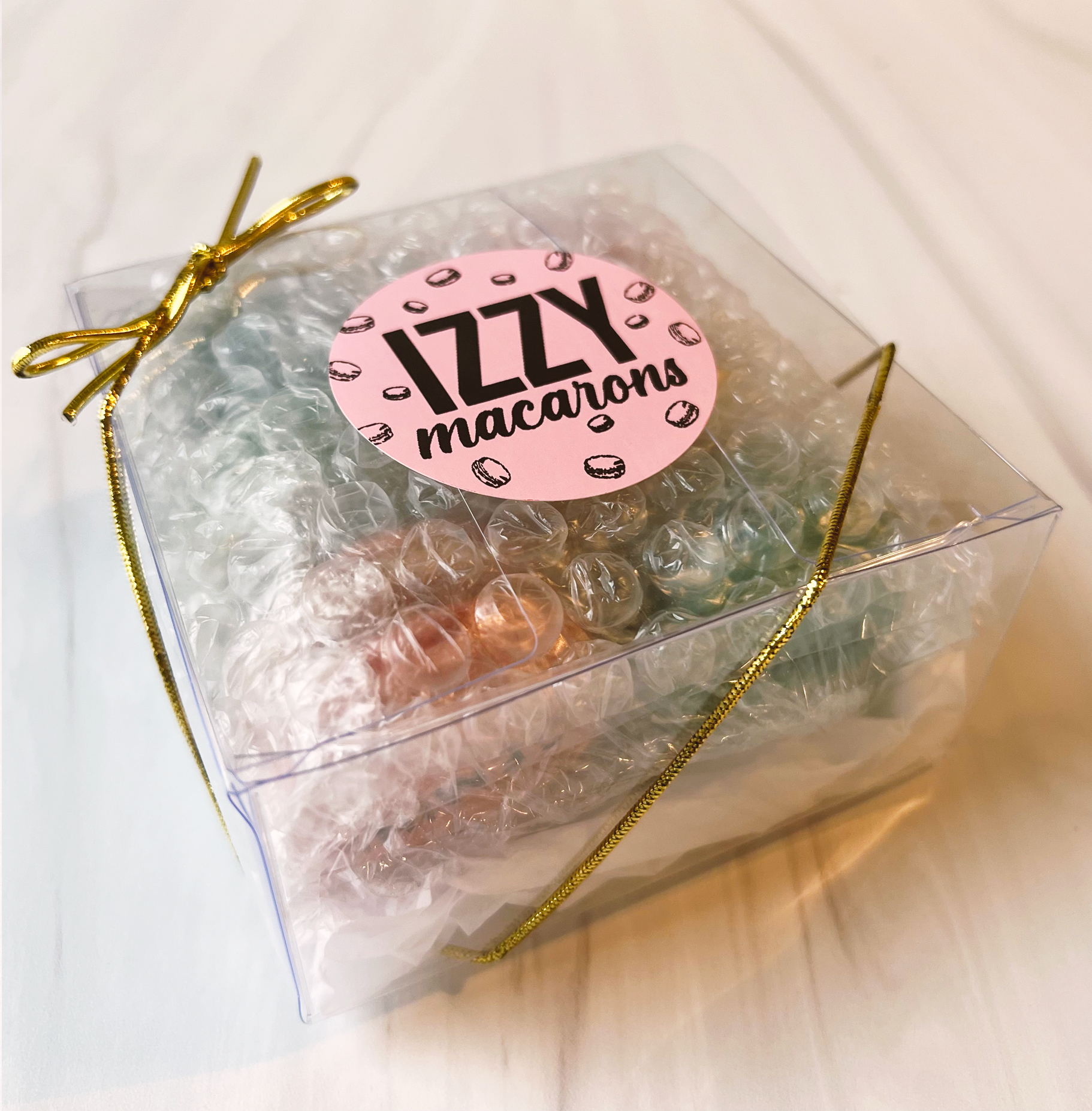 Mother's Day Flower Box - Izzy Macarons