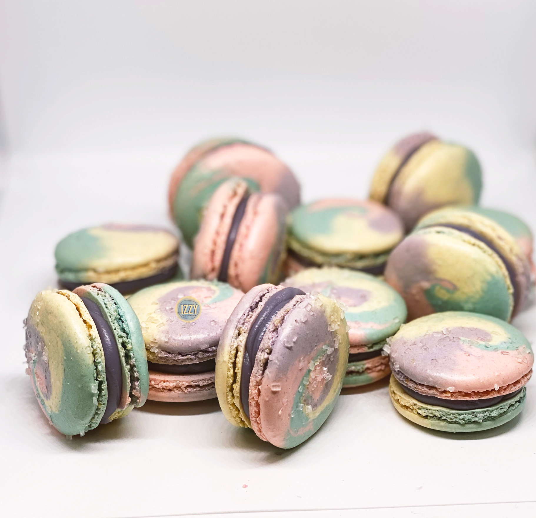 Swirl Pastel Color French Macarons - Izzy Macarons