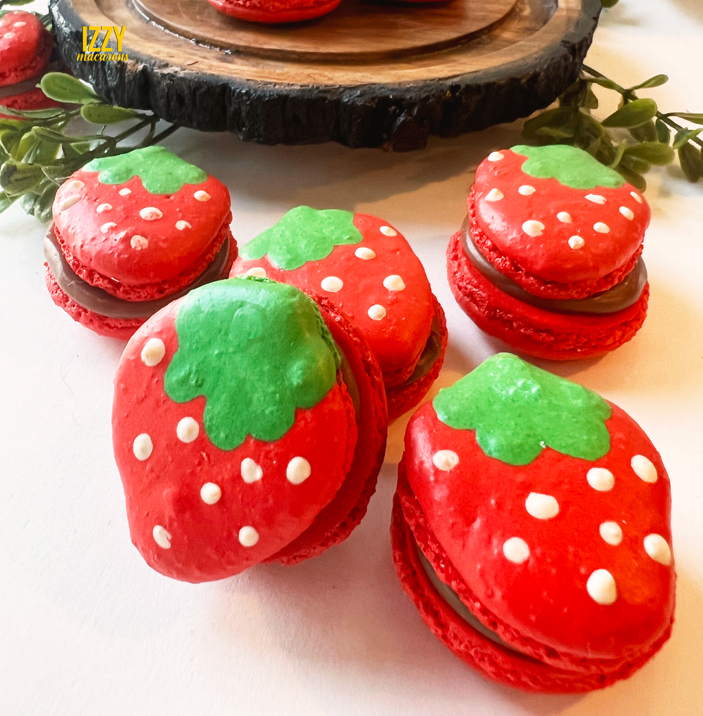 macaronさま　chesty おまとめ2点 Strawberry Shaped Macarons – Izzy Macarons