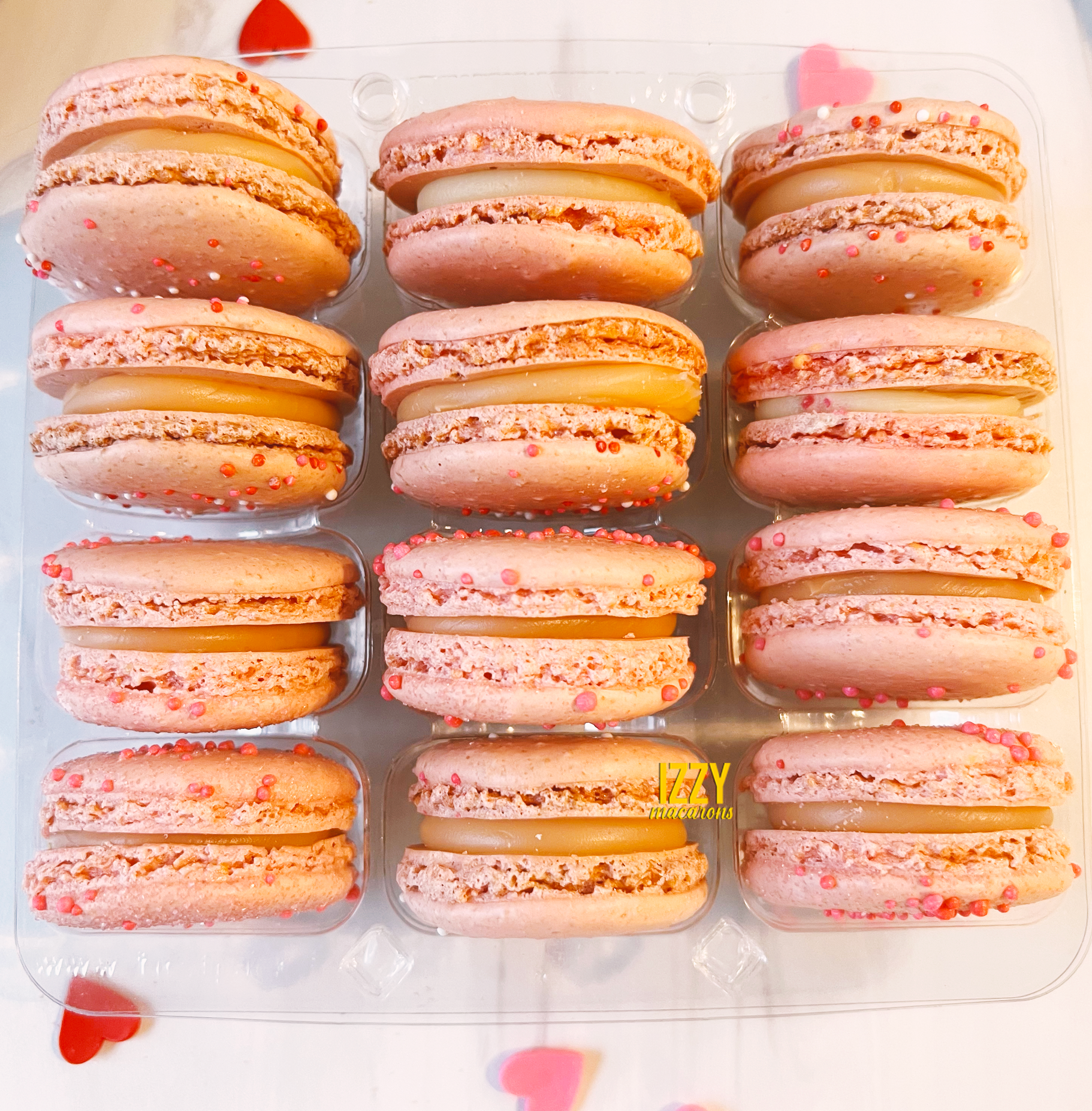 valentines macarons strawberry